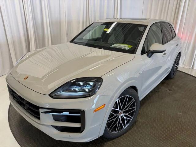 2026 Porsche Cayenne E-Hybrid Cayenne E-Hybrid for sale in Fort Wayne, IN