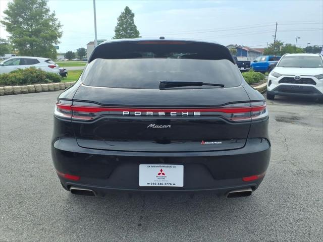 2021 Porsche Macan Base