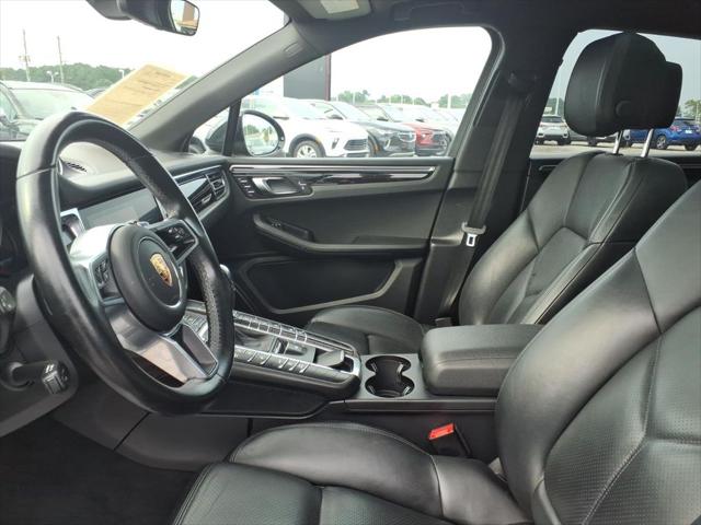 2021 Porsche Macan Base