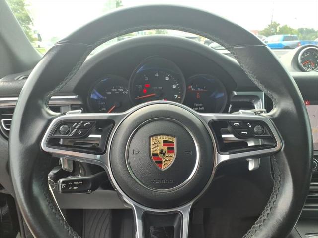 2021 Porsche Macan Base