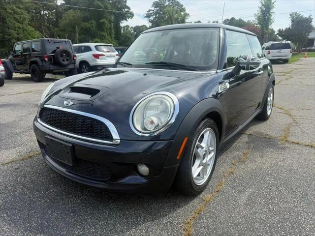2009 MINI Cooper S Base for sale in Fuquay-Varina, NC