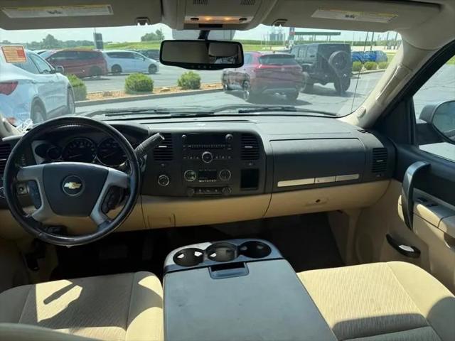 2011 Chevrolet Silverado 1500 LT for sale in Wood River, IL