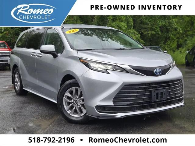 2022 Toyota Sienna LE for sale in Glens Falls, NY