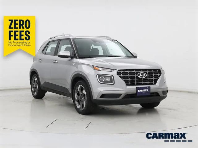 2025 Hyundai Venue SEL for sale in Milwaukee, WI