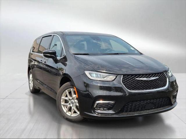 2025 Chrysler Pacifica Select for sale in Portland, OR