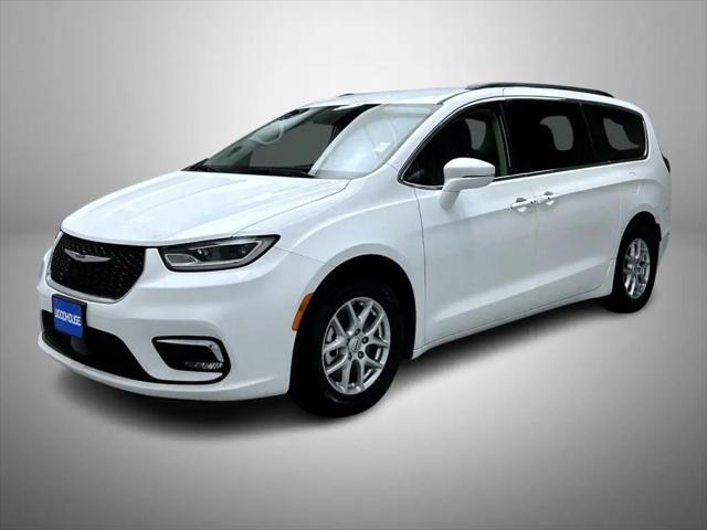 2022 Chrysler Pacifica Touring L for sale in Bellevue, NE