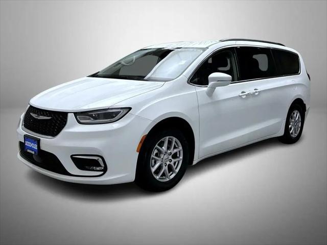 2022 Chrysler Pacifica Touring L for sale in Bellevue, NE
