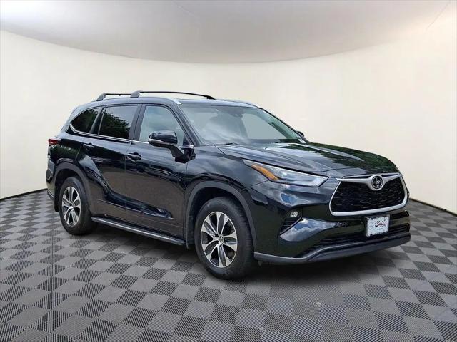 2023 Toyota Highlander XLE for sale in Freehold, NJ