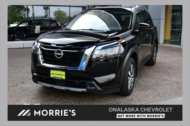 2025 Nissan Pathfinder SL 4WD for sale in Onalaska, WI