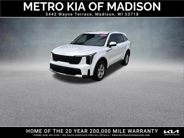 2025 Kia Sorento LX for sale in Madison, WI