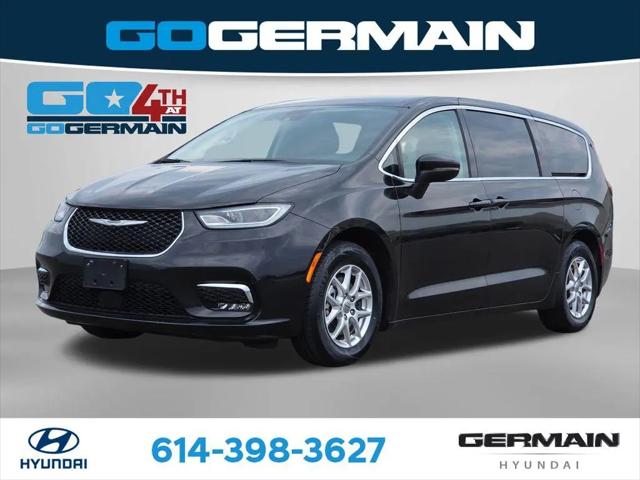 2023 Chrysler Pacifica Touring L for sale in Columbus, OH