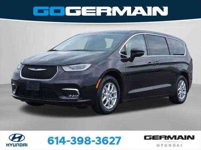 2023 Chrysler Pacifica Touring L for sale in Columbus, OH
