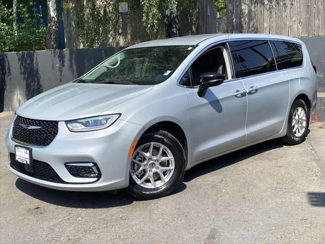 2024 Chrysler Pacifica Touring L for sale in Portland, OR