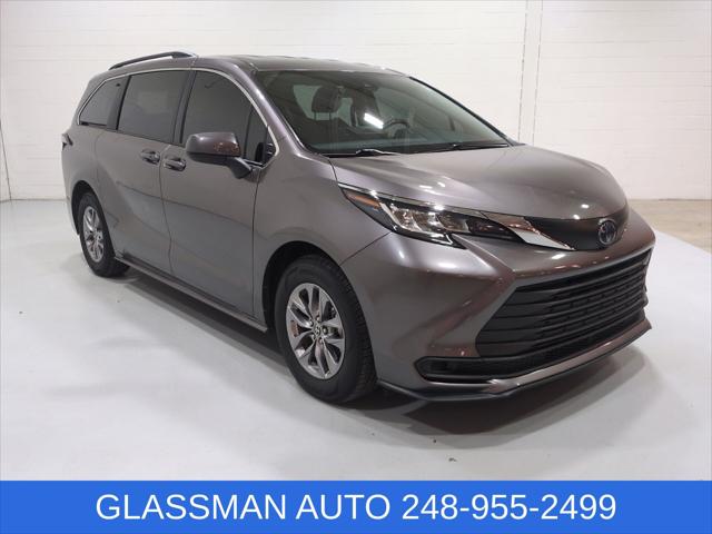 2022 Toyota Sienna LE for sale in Southfield, MI