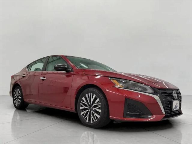 2025 Nissan Altima SV FWD for sale in Oshkosh, WI