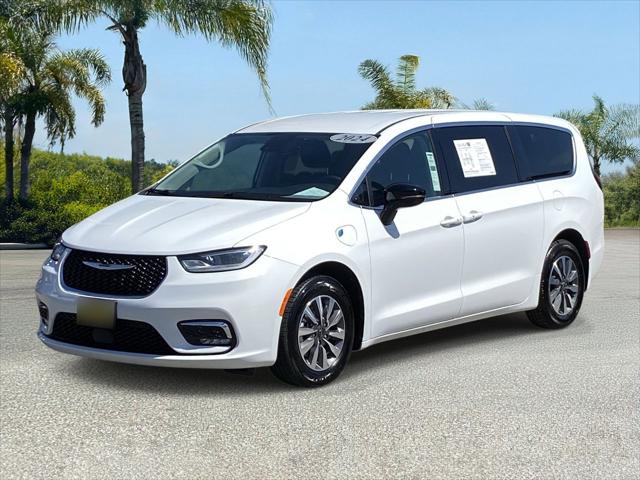 2024 Chrysler Pacifica Hybrid Select for sale in Cerritos, CA