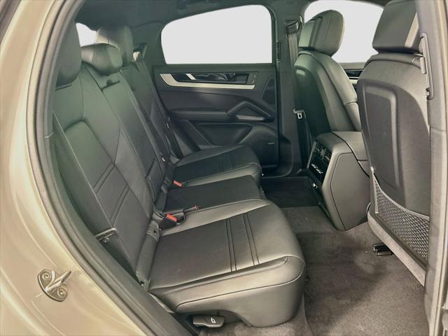 2026 Porsche Cayenne Unknown