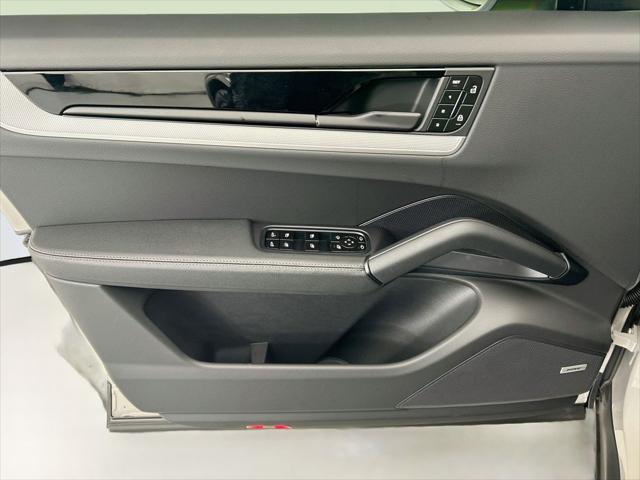 2026 Porsche Cayenne Unknown