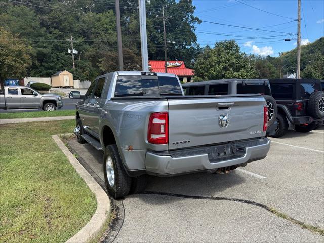 2021 Ram 3500 Big Horn Mega Cab 4x4 64 Box