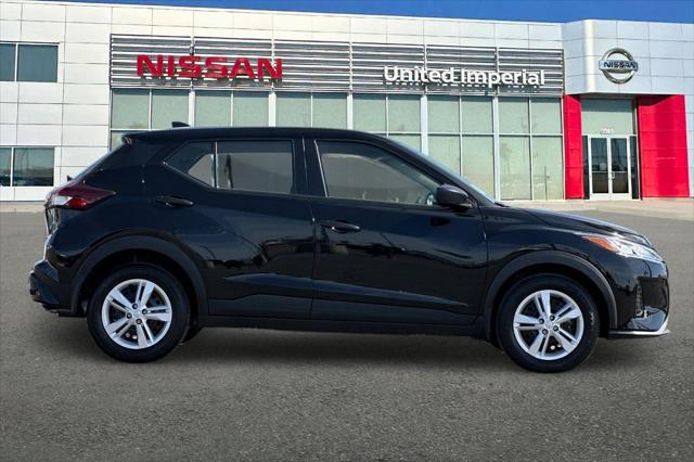 2025 Nissan Kicks S