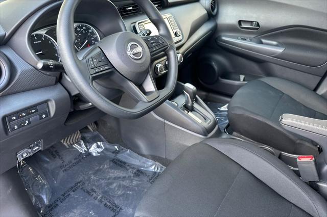 2025 Nissan Kicks S