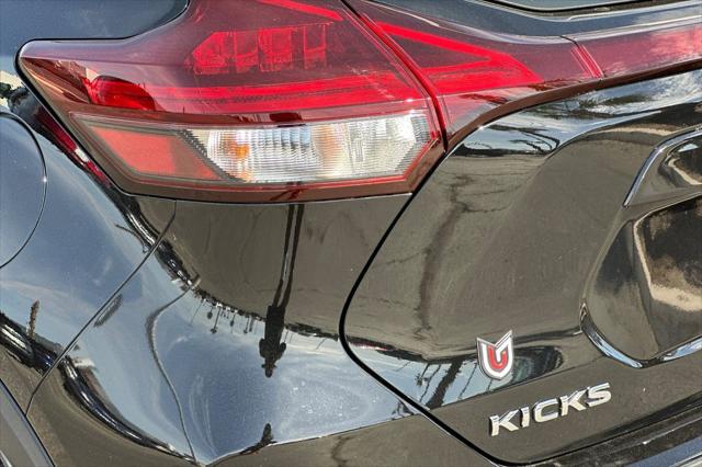 2025 Nissan Kicks S