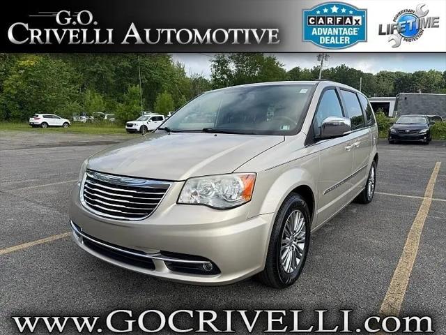 2014 Chrysler Town & Country Touring-L for sale in New Castle, PA