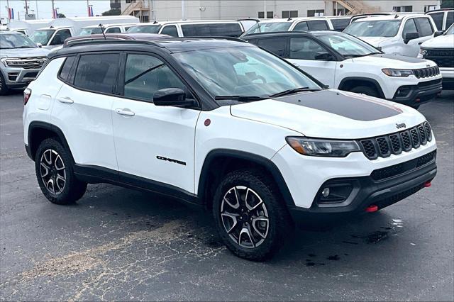 2025 Jeep Compass Trailhawk 4x4 for sale in Topeka, KS
