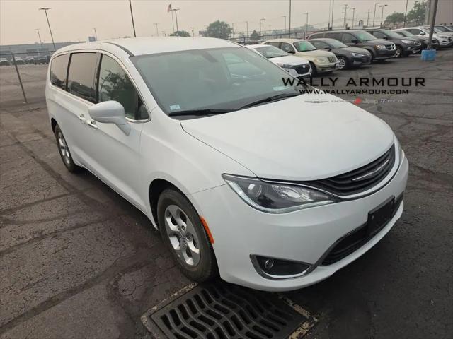 2018 Chrysler Pacifica Hybrid Touring Plus for sale in Alliance, OH