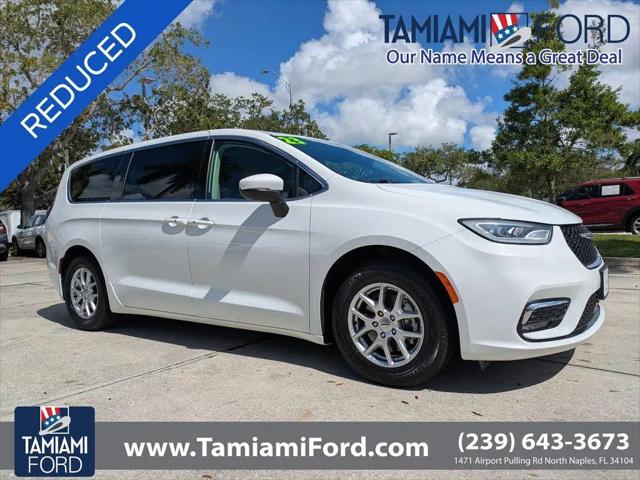 2023 Chrysler Pacifica Touring L for sale in Naples, FL