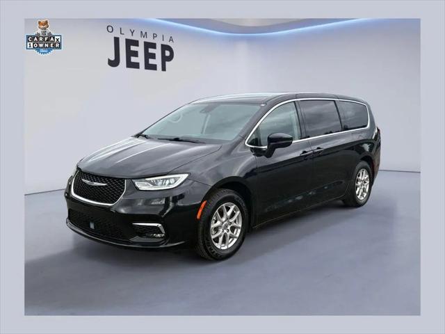 2023 Chrysler Pacifica Touring L for sale in Olympia, WA