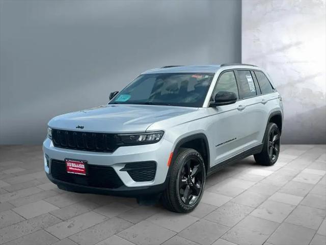 2023 Jeep Grand Cherokee Altitude X 4x4 for sale in Sioux Falls, SD