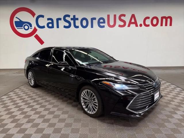 2019 Toyota Avalon Hybrid Limited for sale in Wichita, KS