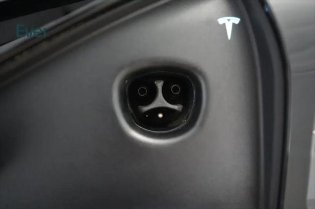 2022 Tesla Model S Dual Motor All-Wheel Drive