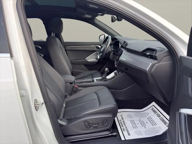 2021 Audi Q3 S line Premium Plus