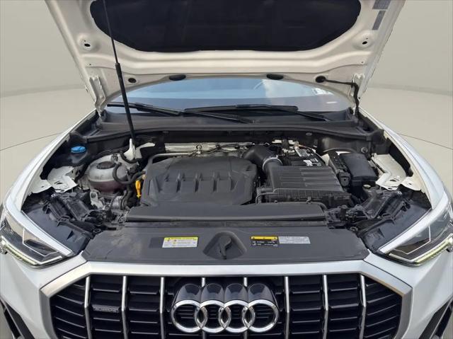 2021 Audi Q3 S line Premium Plus