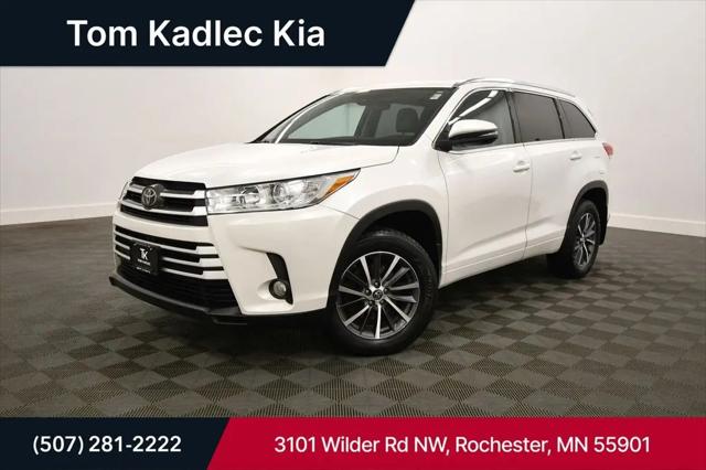 2018 Toyota Highlander XLE for sale in Rochester, MN
