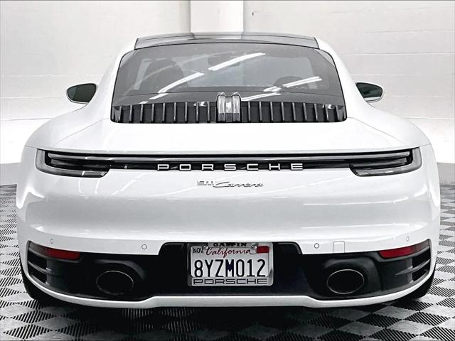 2022 Porsche 911 Carrera
