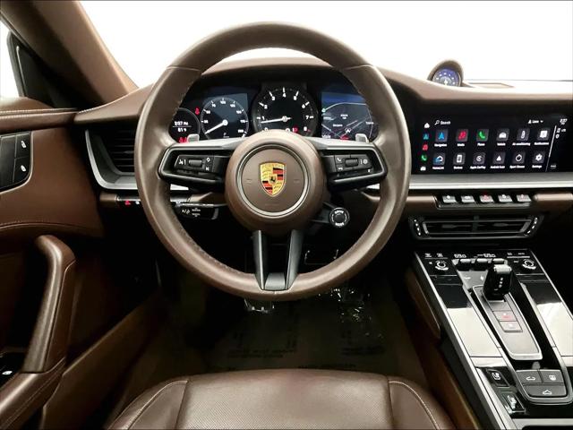 2022 Porsche 911 Carrera