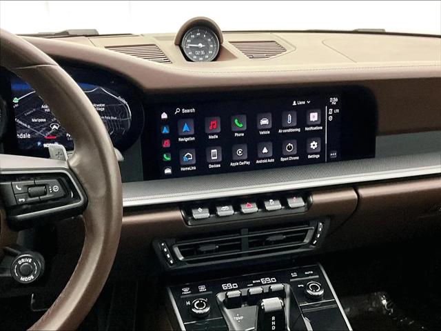 2022 Porsche 911 Carrera