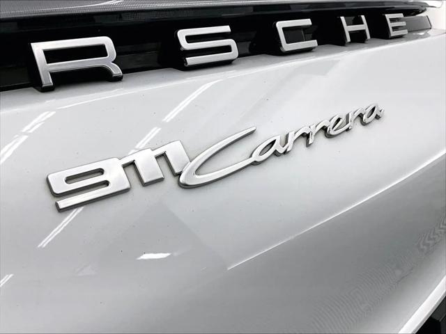 2022 Porsche 911 Carrera