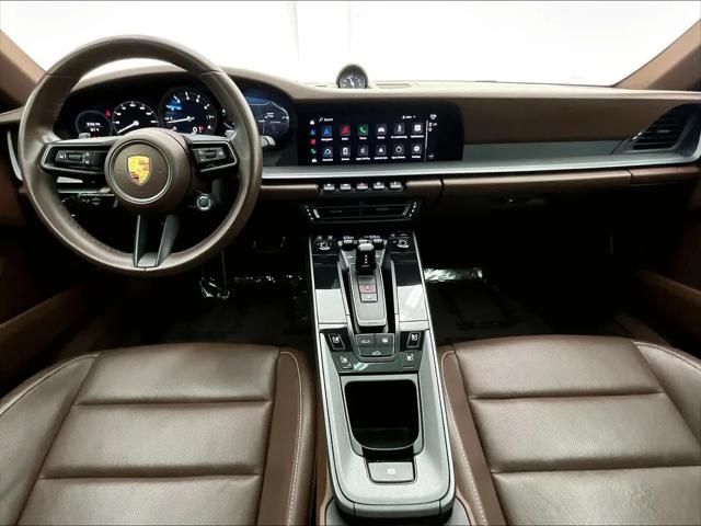 2022 Porsche 911 Carrera