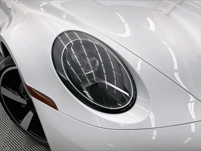 2022 Porsche 911 Carrera