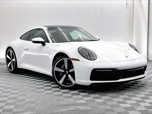 2022 Porsche 911 Carrera