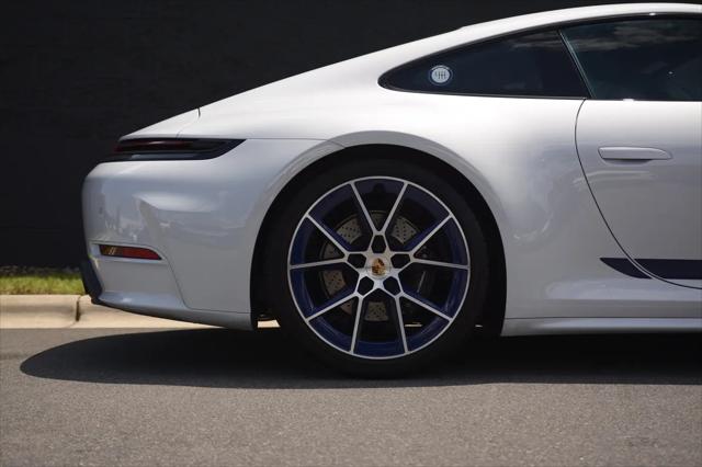 2026 Porsche 911 Carrera T