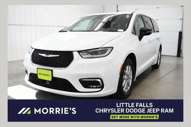 2024 Chrysler Pacifica Touring L for sale in Little Falls, MN
