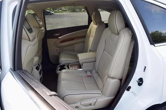 2017 Acura MDX w/Advance Package