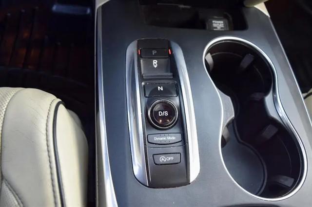 2017 Acura MDX w/Advance Package