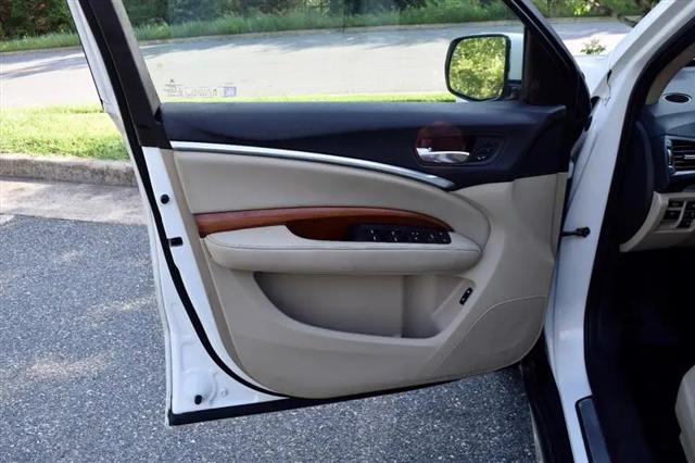2017 Acura MDX w/Advance Package