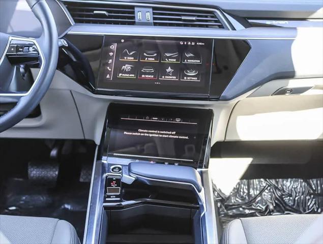 2024 Audi e-tron Premium Plus quattro